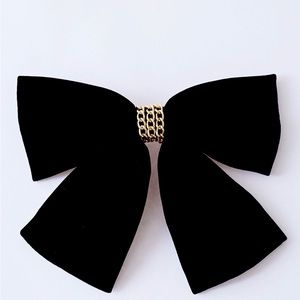 Brand new Velvet Bowknot Gold Chain hair clip